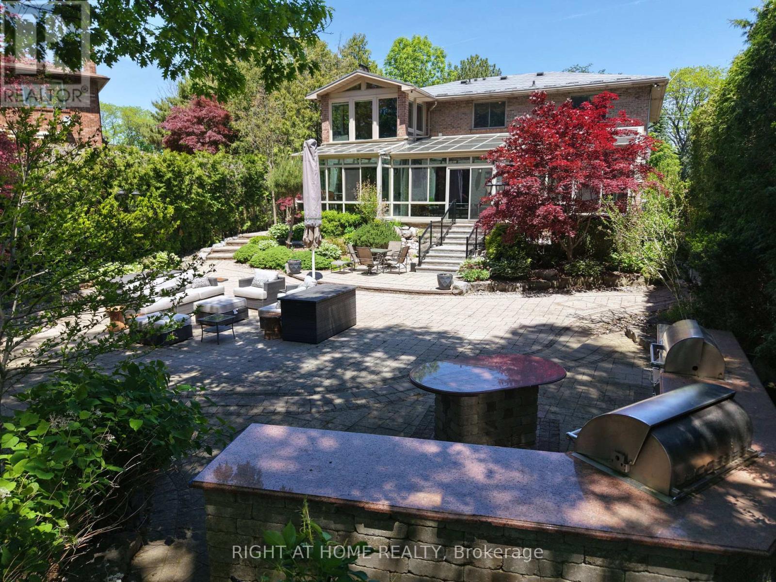 2428 Old Carriage Road, Mississauga, ON - Outdoor