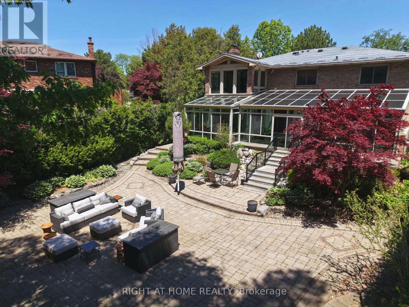 2428 Old Carriage Road, Mississauga, ON - Outdoor
