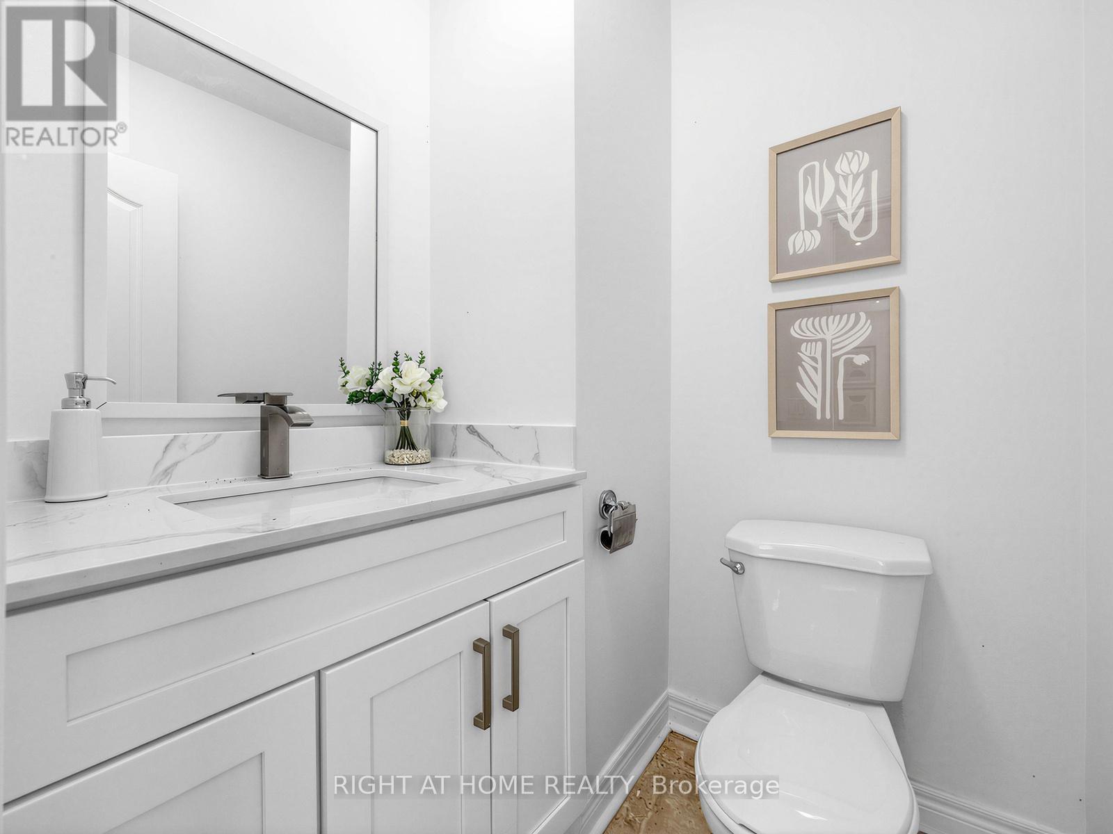 20 Kildonan Drive, Toronto, ON - Indoor Photo Showing Bathroom