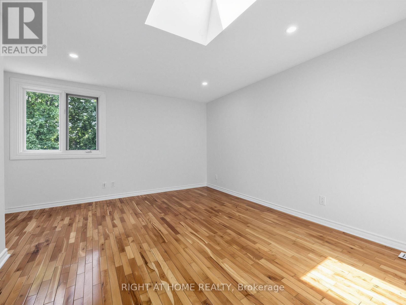 20 Kildonan Drive, Toronto, ON - Indoor Photo Showing Other Room
