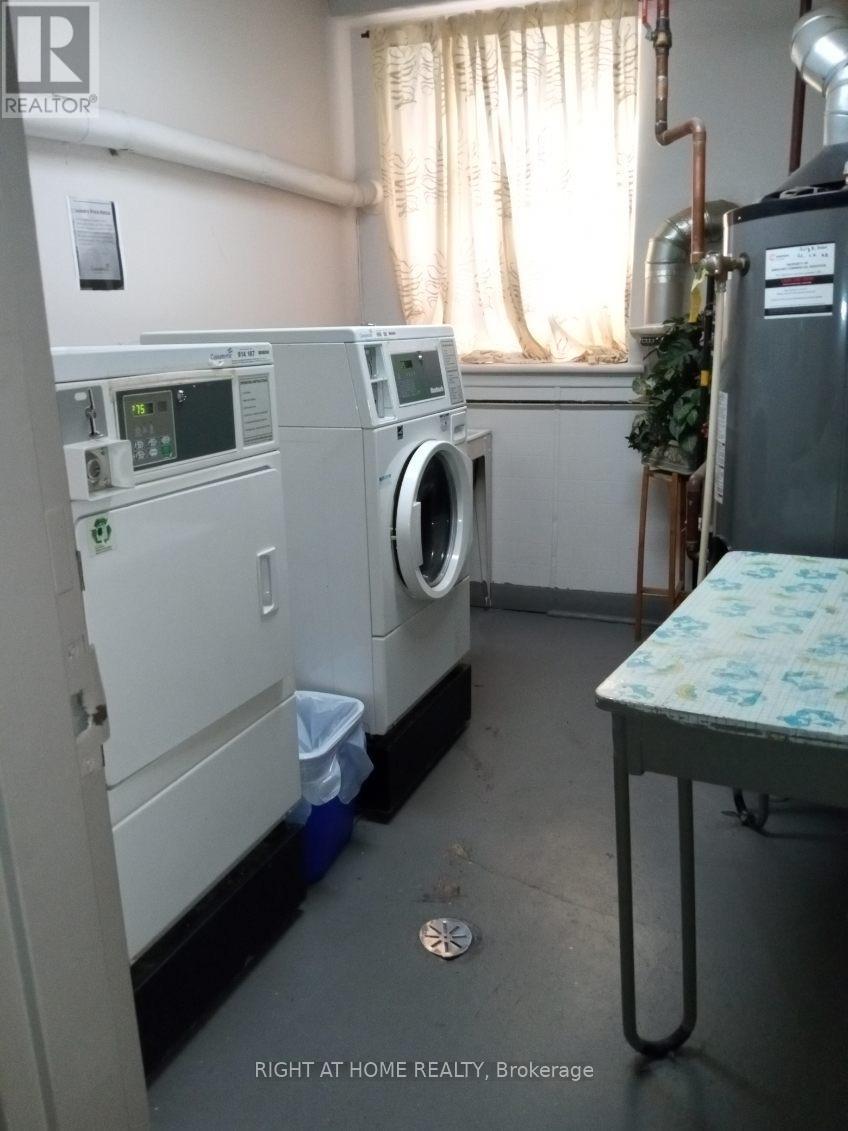 1020 O'Connor Drive, Toronto, ON - Indoor Photo Showing Laundry Room