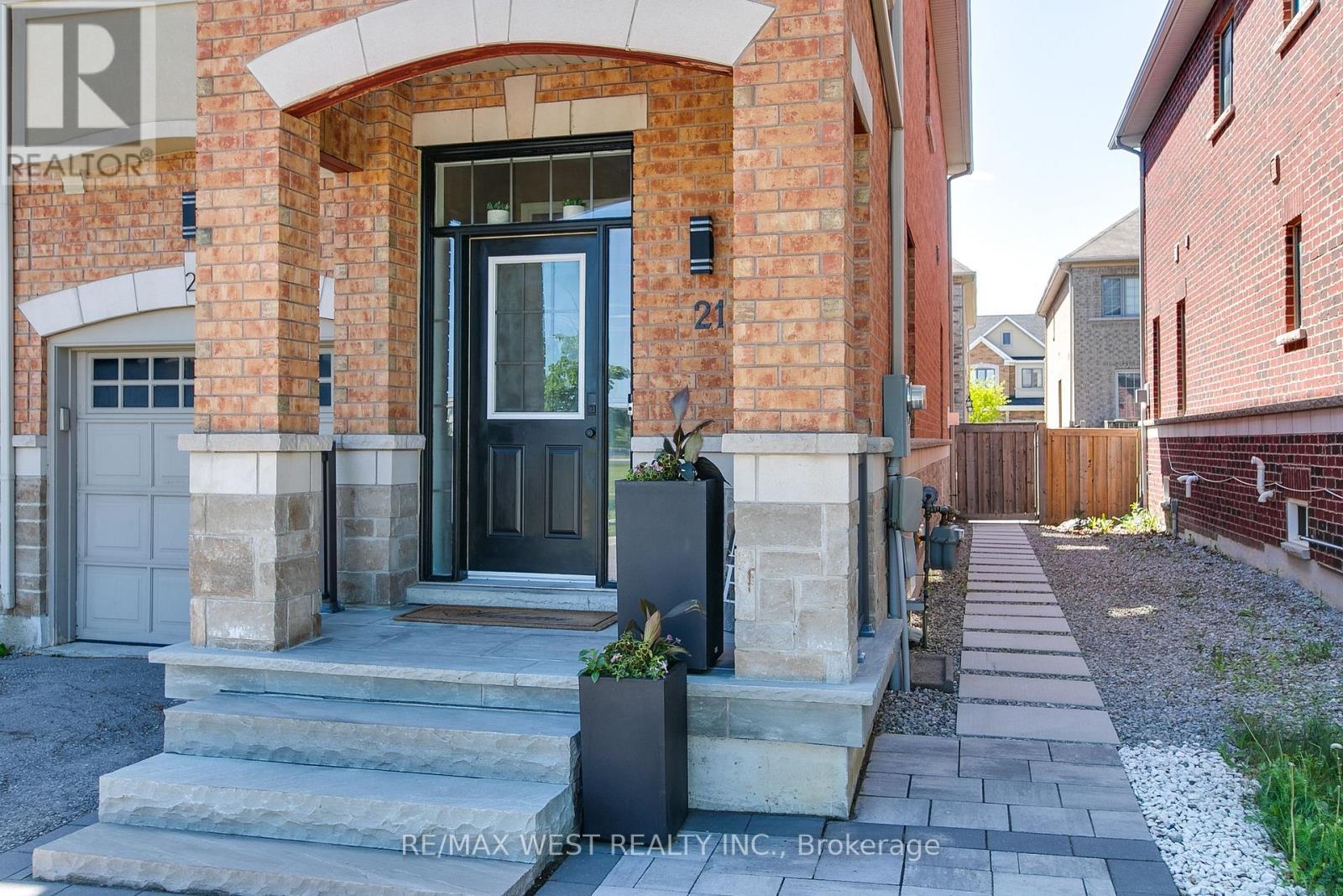 21 Sibella Way, Vaughan, ON - Outdoor