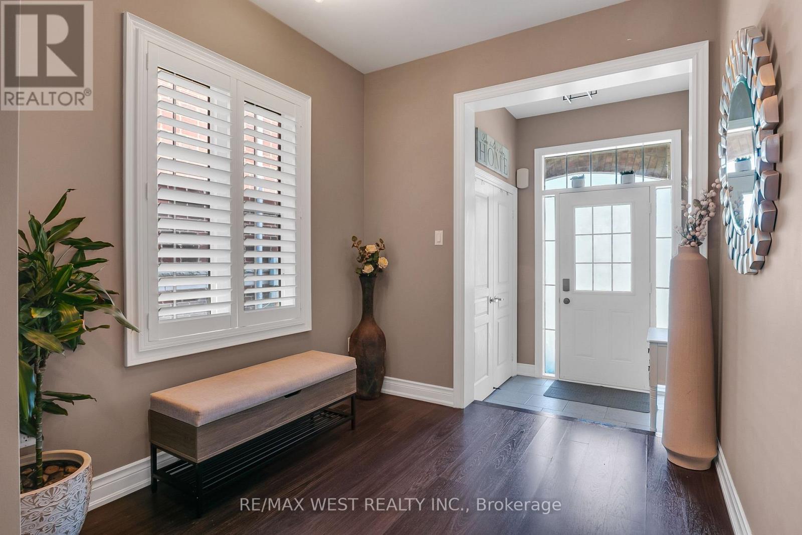 21 Sibella Way, Vaughan, ON - Indoor Photo Showing Other Room