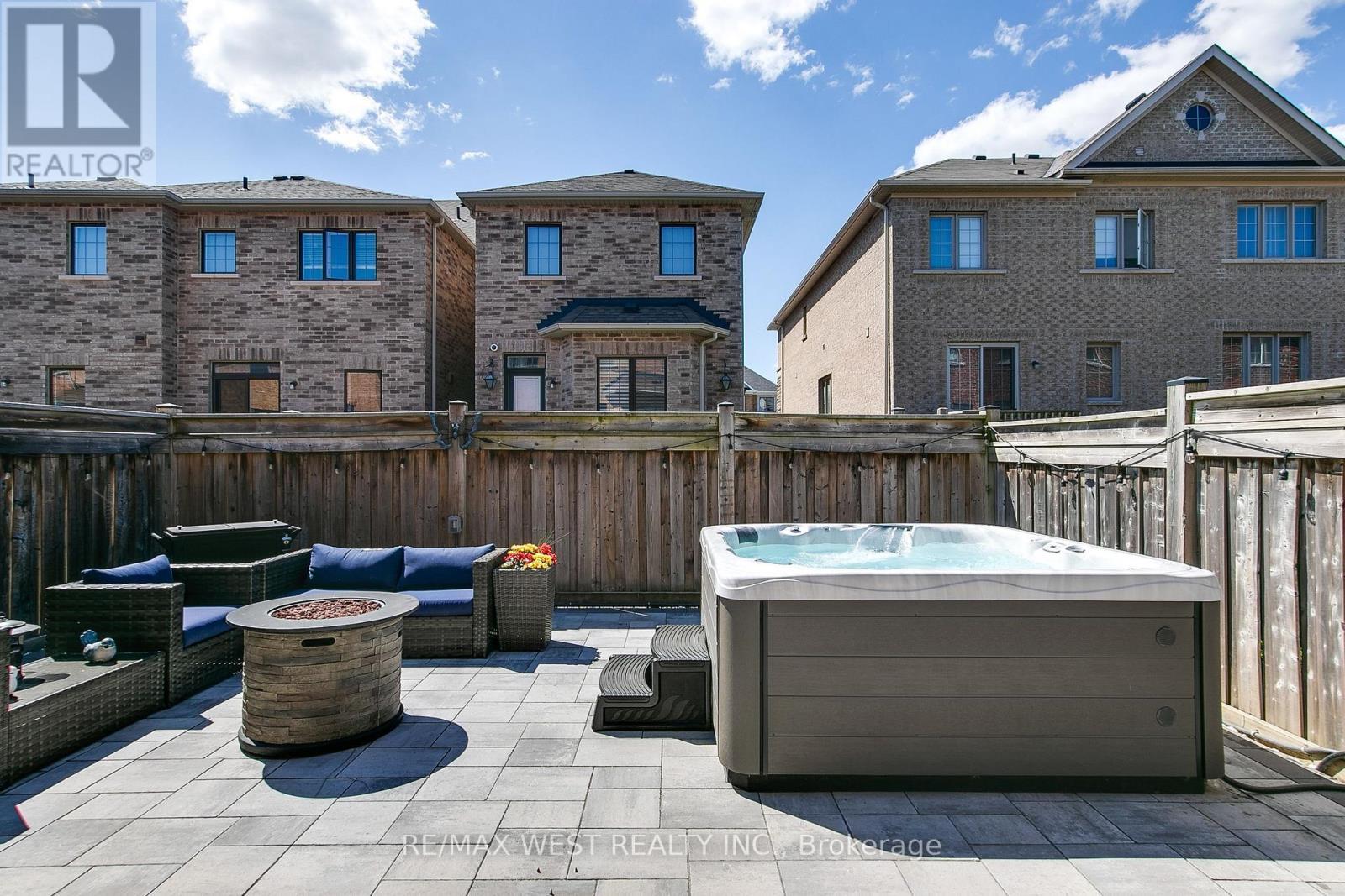 21 Sibella Way, Vaughan, ON - Outdoor With Deck Patio Veranda
