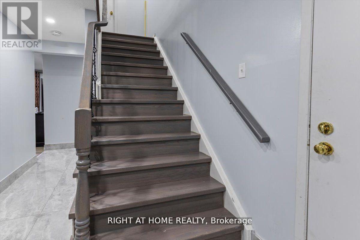 275 Tagge Crescent, Kitchener, ON - Indoor Photo Showing Other Room