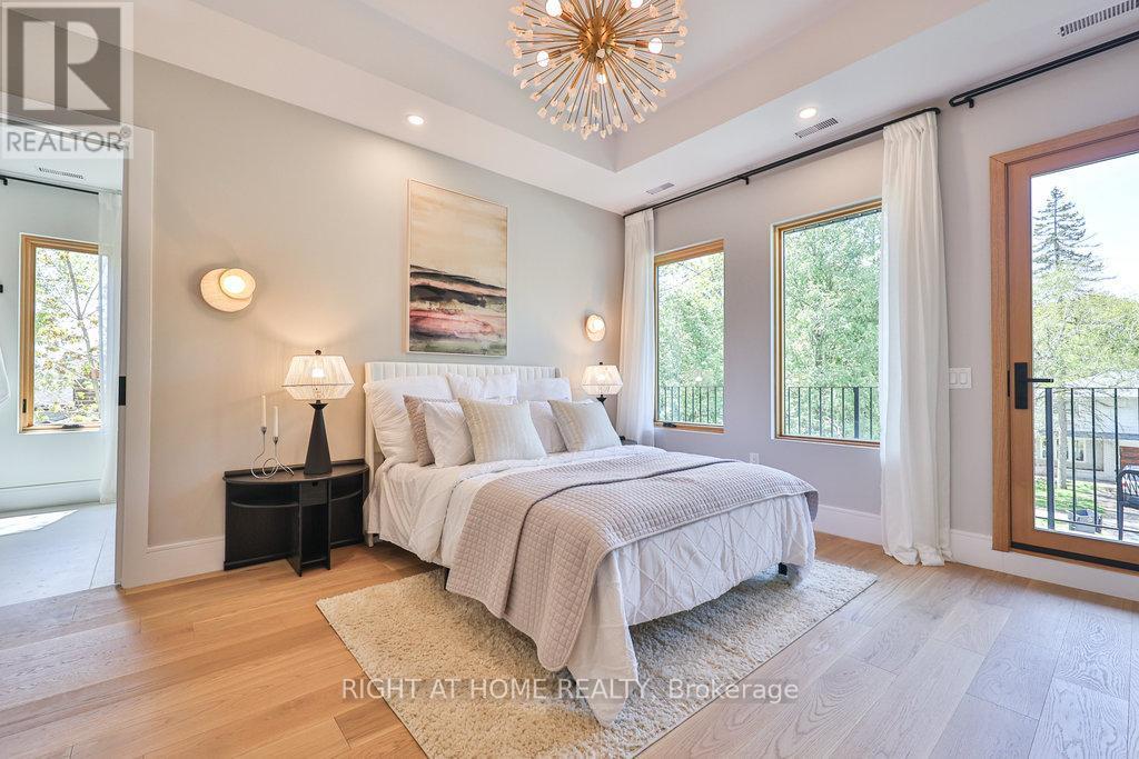 920 Calder Road, Mississauga, ON - Indoor Photo Showing Bedroom