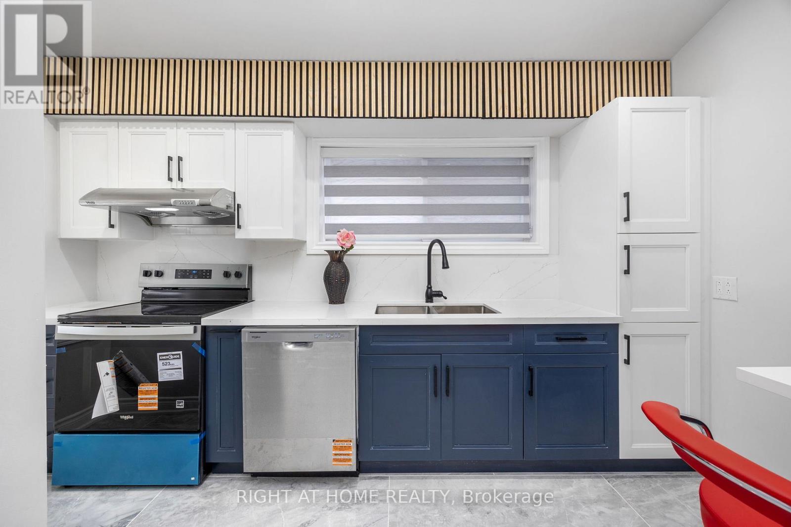 53 Gaiety Drive, Toronto, ON - Indoor Photo Showing Kitchen With Double Sink