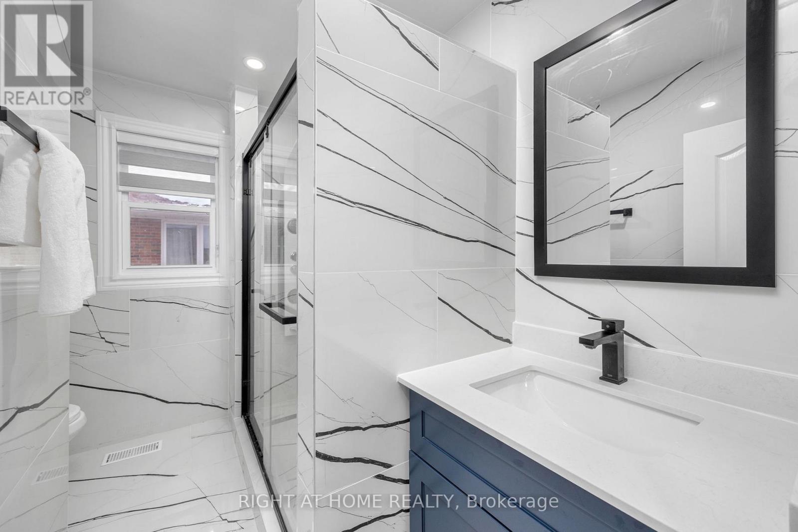 53 Gaiety Drive, Toronto, ON - Indoor Photo Showing Bathroom