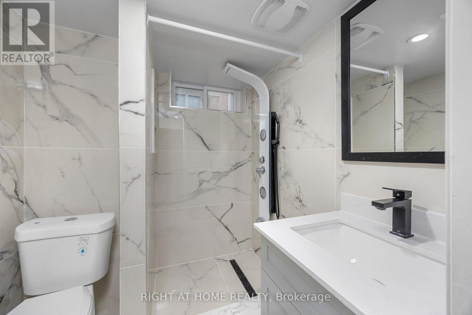 53 Gaiety Drive, Toronto, ON - Indoor Photo Showing Bathroom
