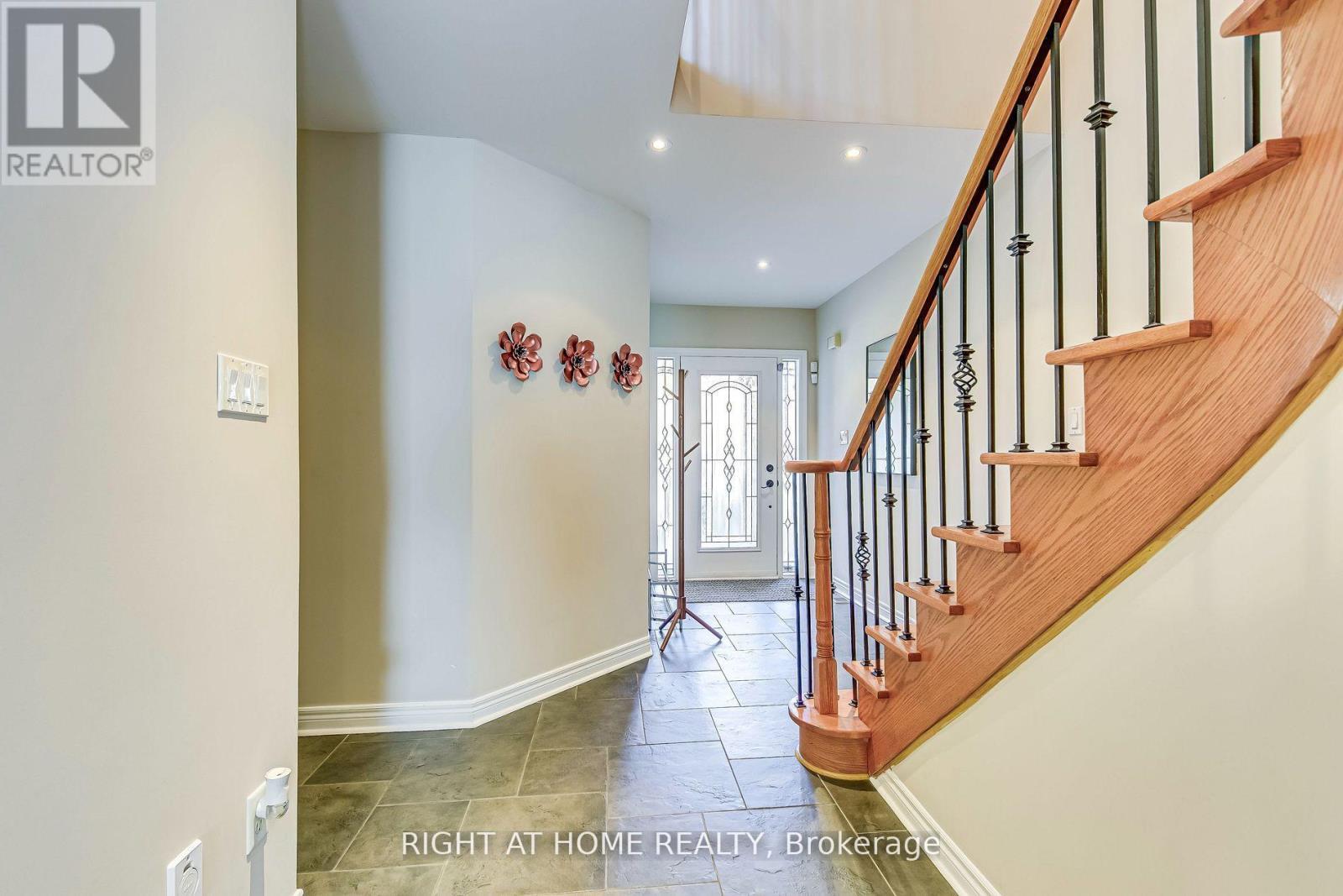 814 Brass Winds Place, Mississauga, ON - Indoor Photo Showing Other Room