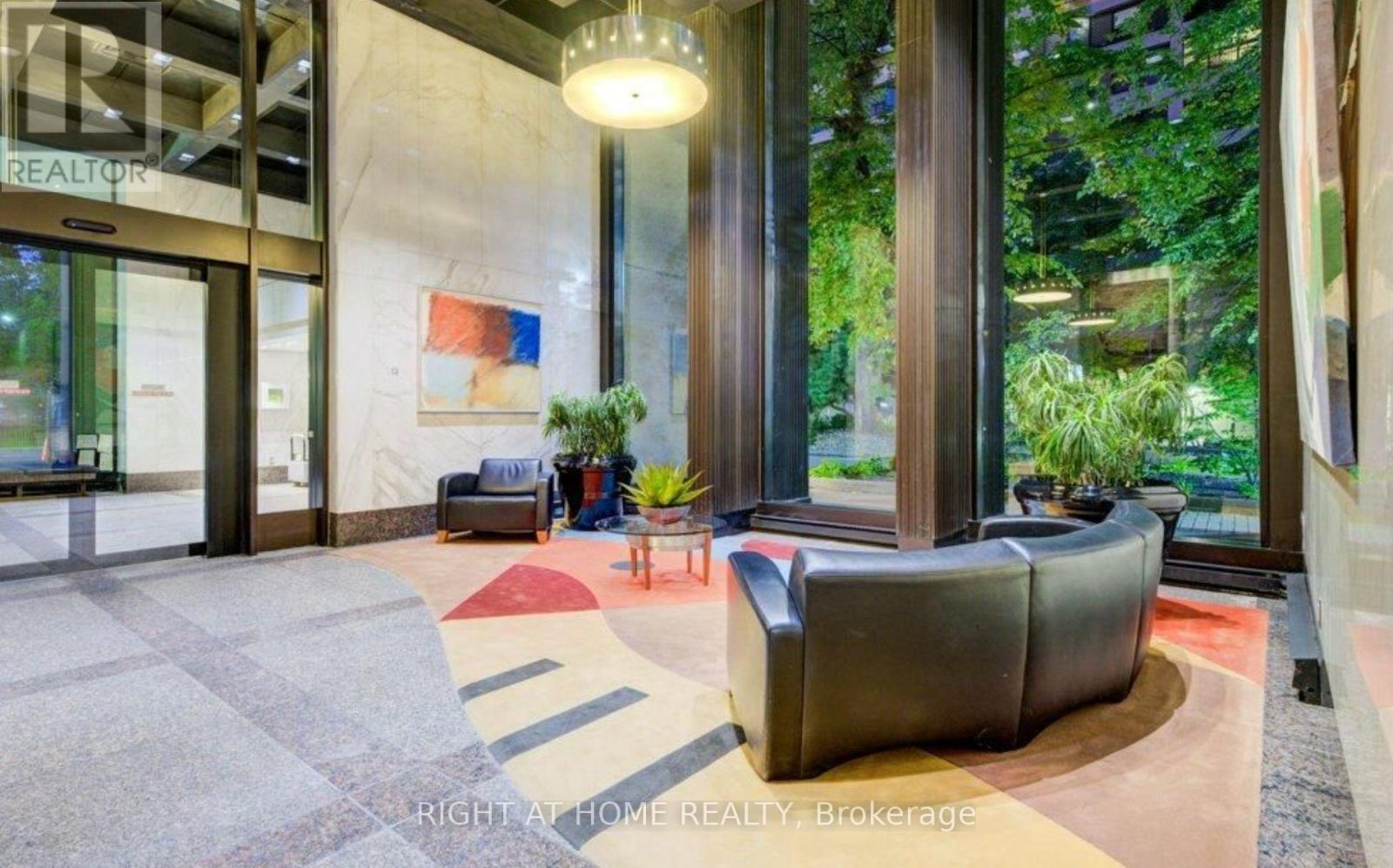 2407 - 33 Harbour Square, Toronto, ON - Photo Showing Other Room
