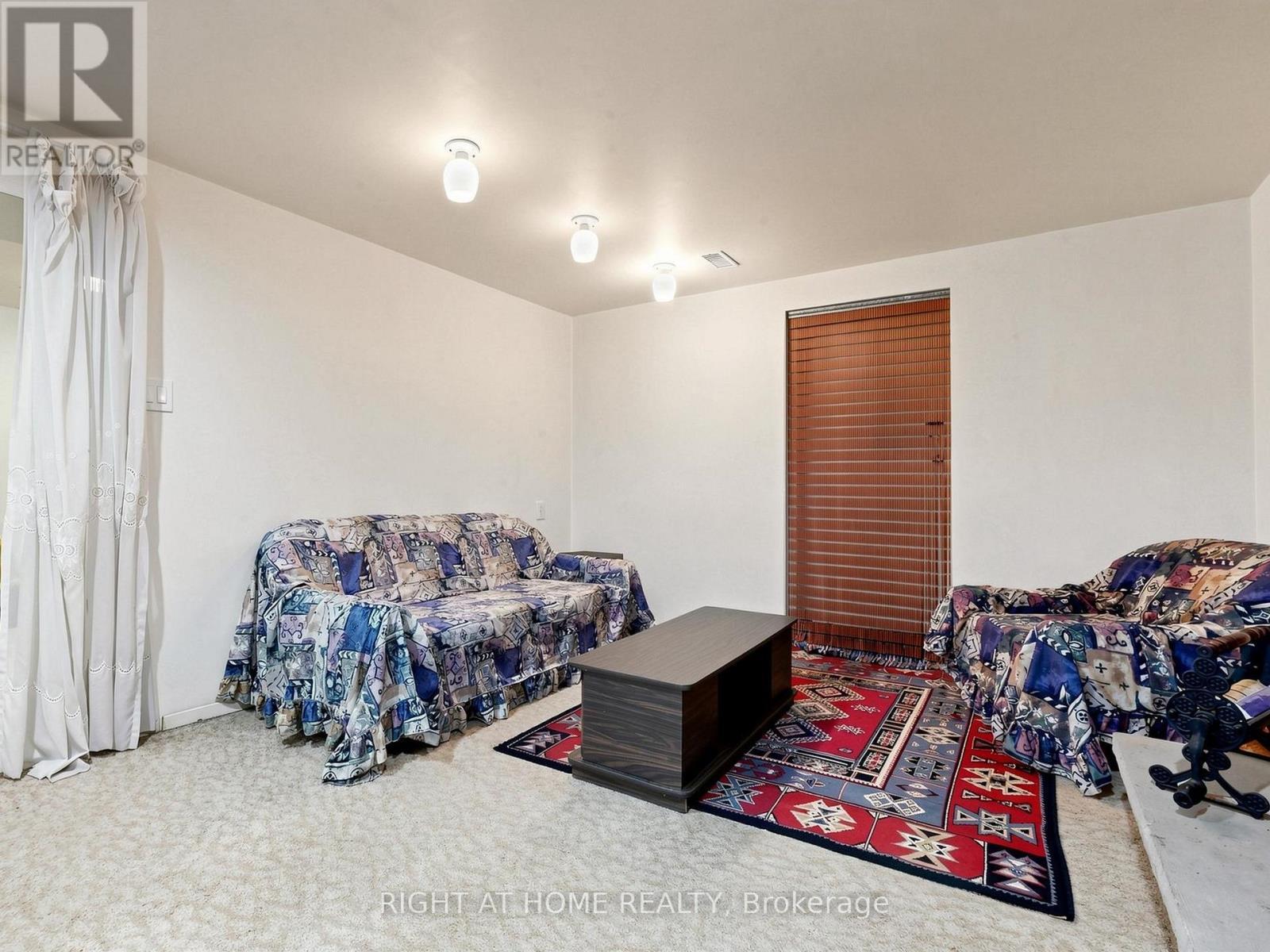 227 Apache Trail, Toronto, ON - Indoor