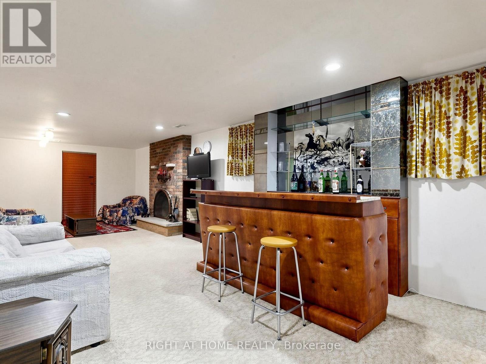 227 Apache Trail, Toronto, ON - Indoor
