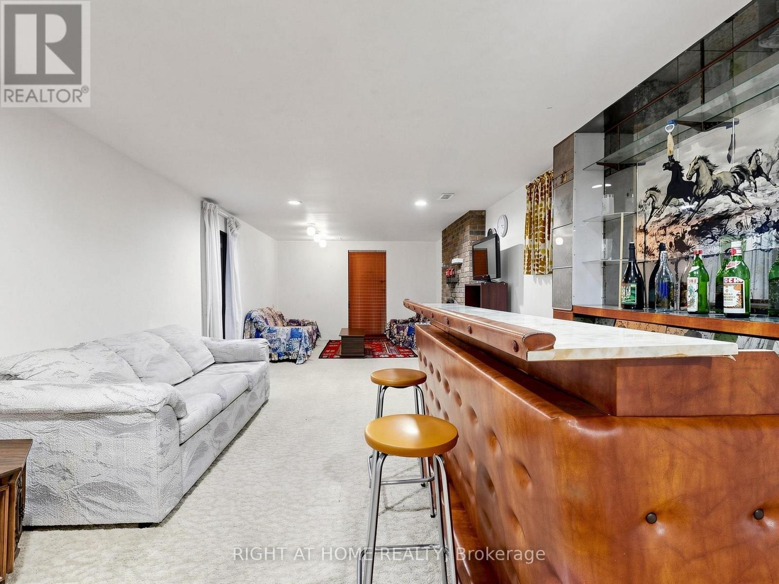 227 Apache Trail, Toronto, ON - Indoor