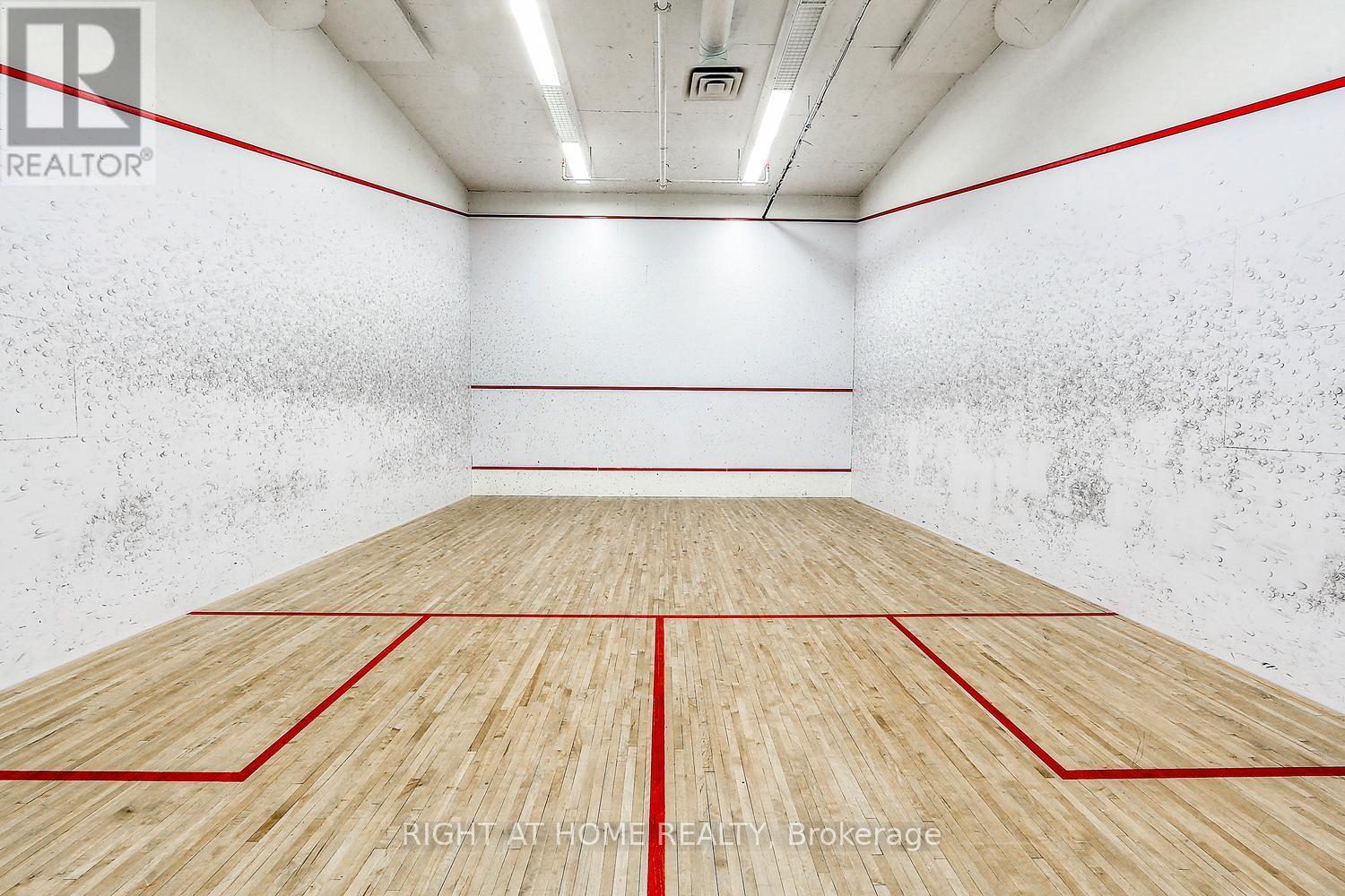 728 - 250 Manitoba Street Se, Toronto, ON - Indoor Photo Showing Other Room