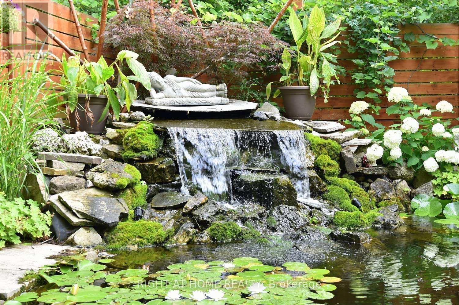 4299 Lakeshore Road, Burlington, ON - Outdoor With Body Of Water