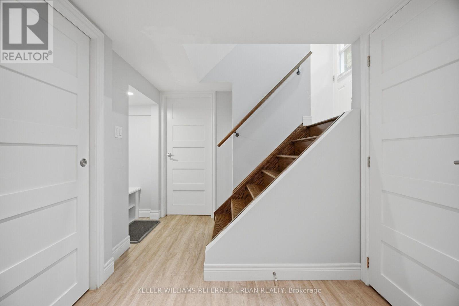 124 Kipling Road, Hamilton, ON - Indoor Photo Showing Other Room