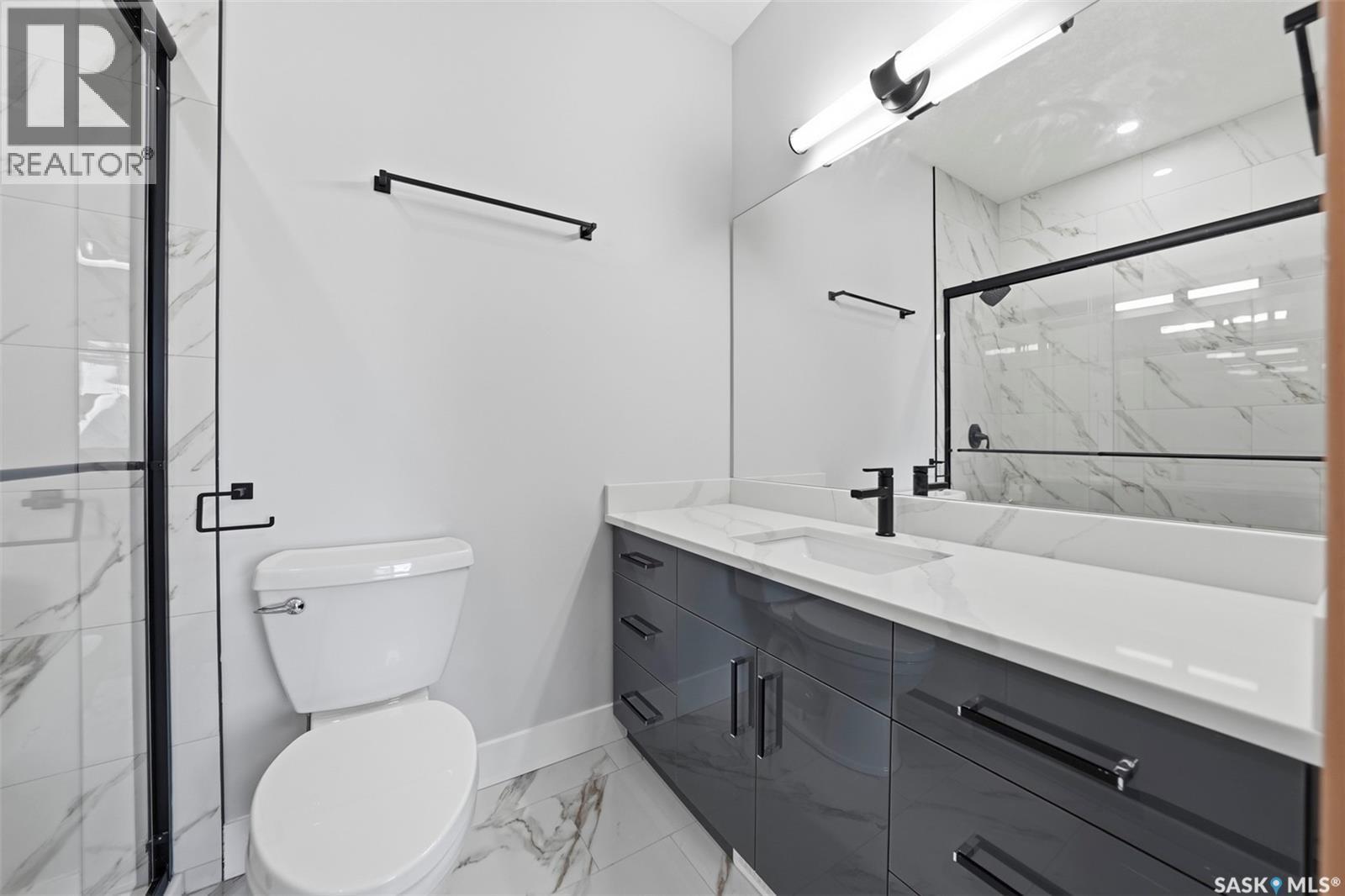 150 Sharma Lane, Saskatoon, SK - Indoor Photo Showing Bathroom