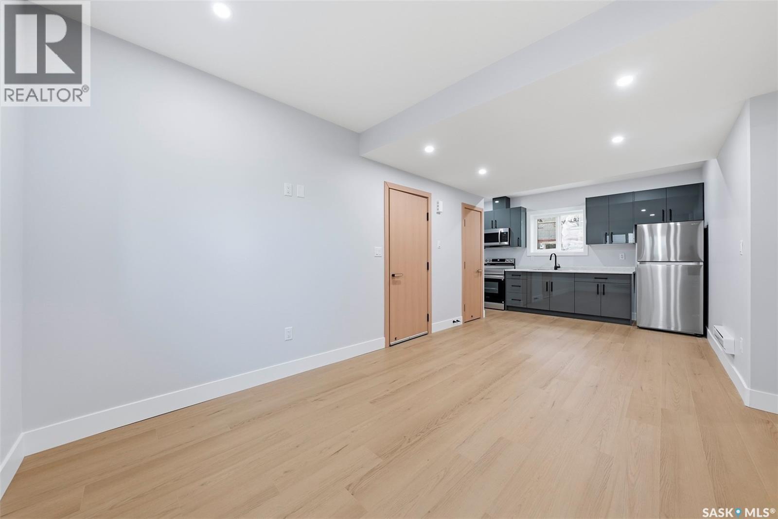150 Sharma Lane, Saskatoon, SK - Indoor