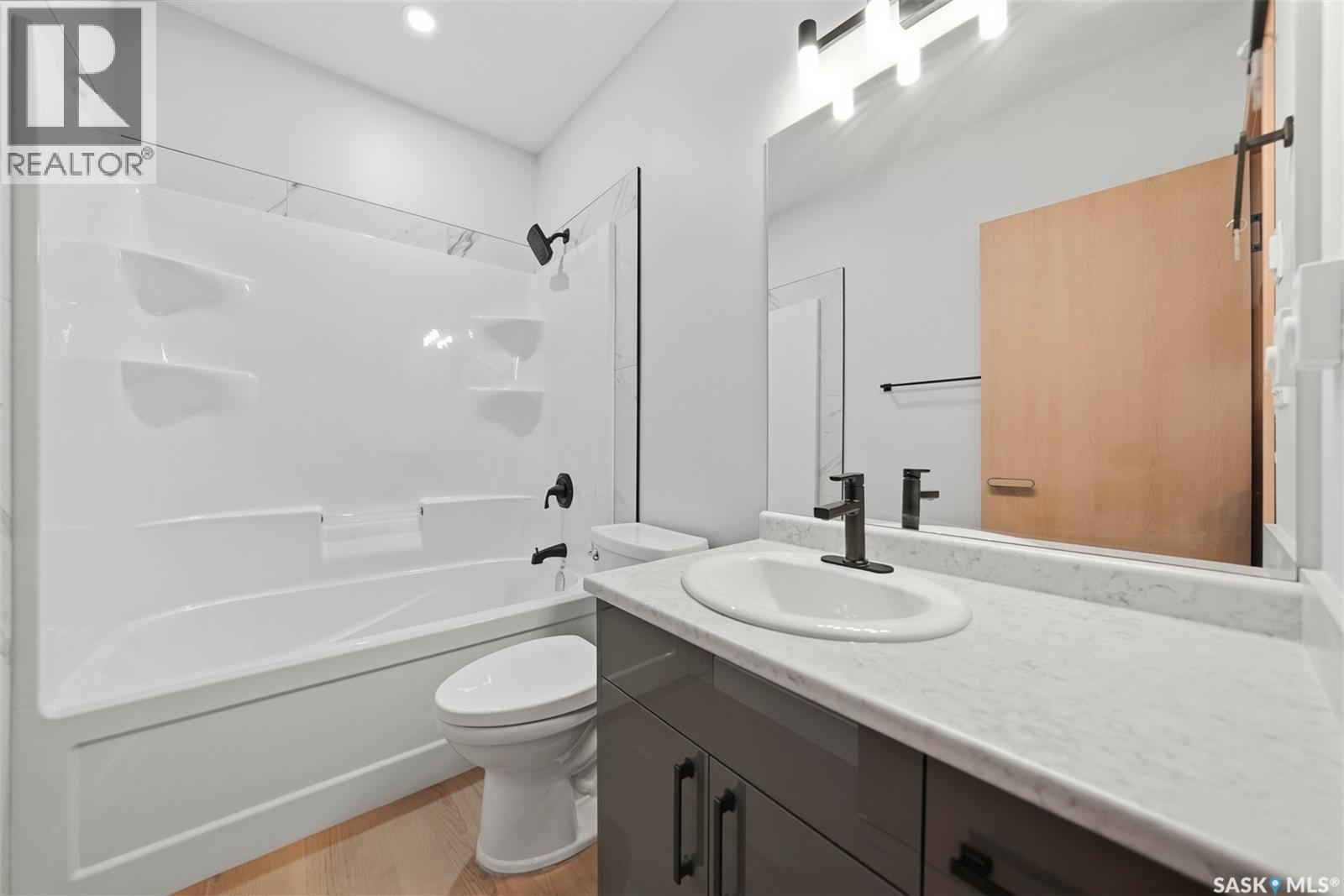 150 Sharma Lane, Saskatoon, SK - Indoor Photo Showing Bathroom