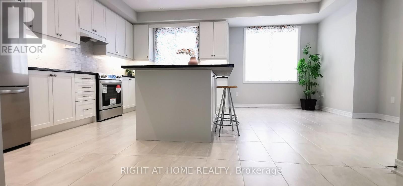 1 Bruce Boyd Drive, Markham, ON - Indoor Photo Showing Kitchen