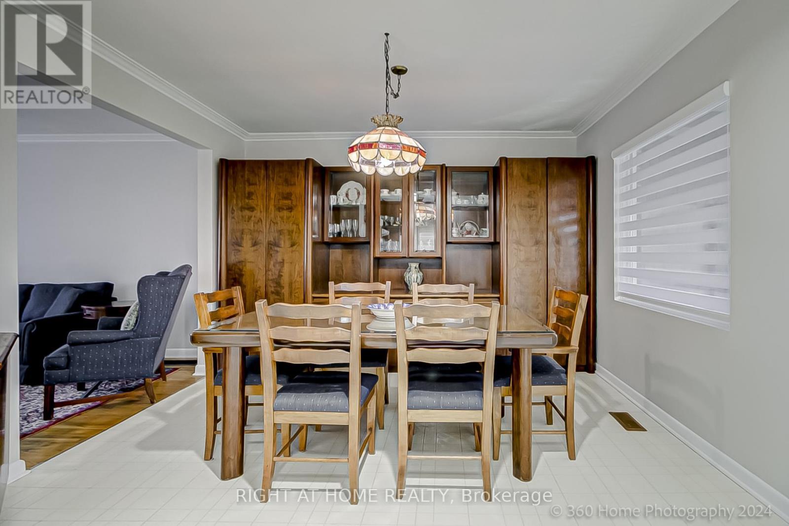 19 Martini Drive, Toronto, ON - Indoor Photo Showing Dining Room