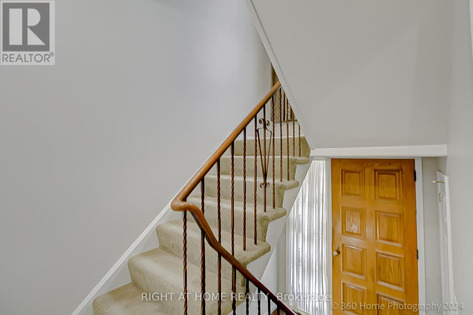 19 Martini Drive, Toronto, ON - Indoor Photo Showing Other Room