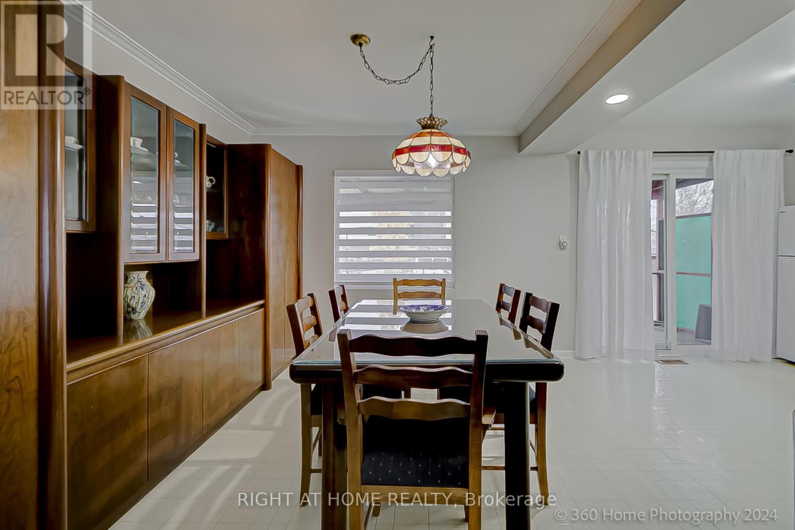 19 Martini Drive, Toronto, ON - Indoor Photo Showing Dining Room