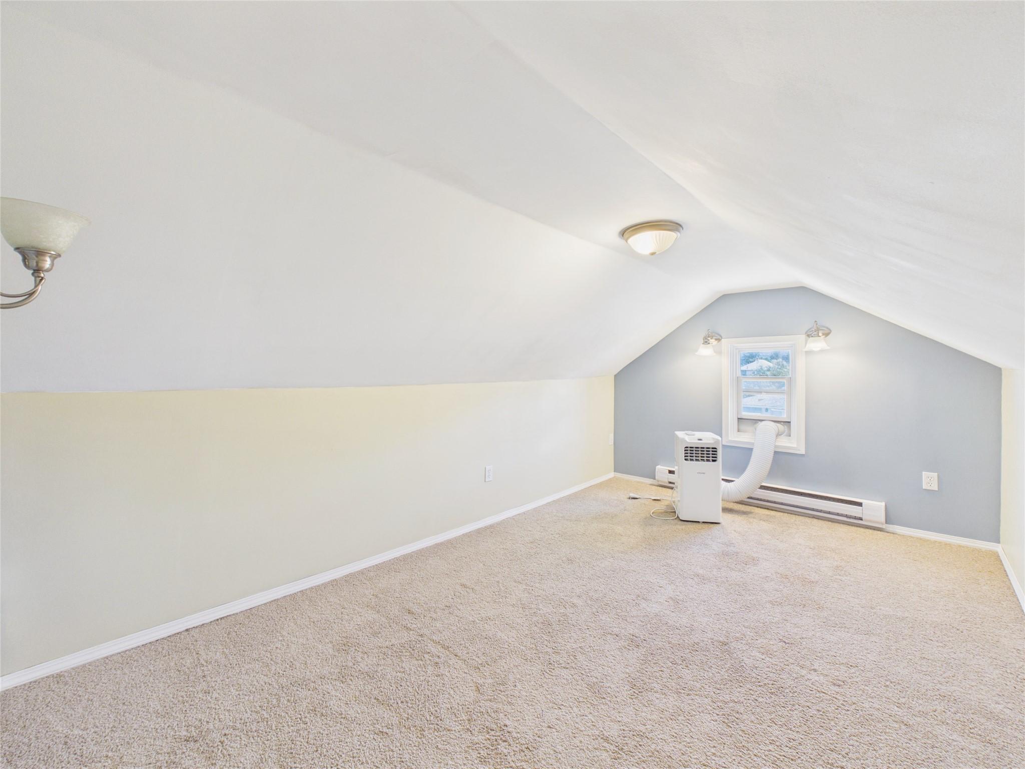 217 6Th Avenue, Cranbrook, BC - Indoor Photo Showing Other Room