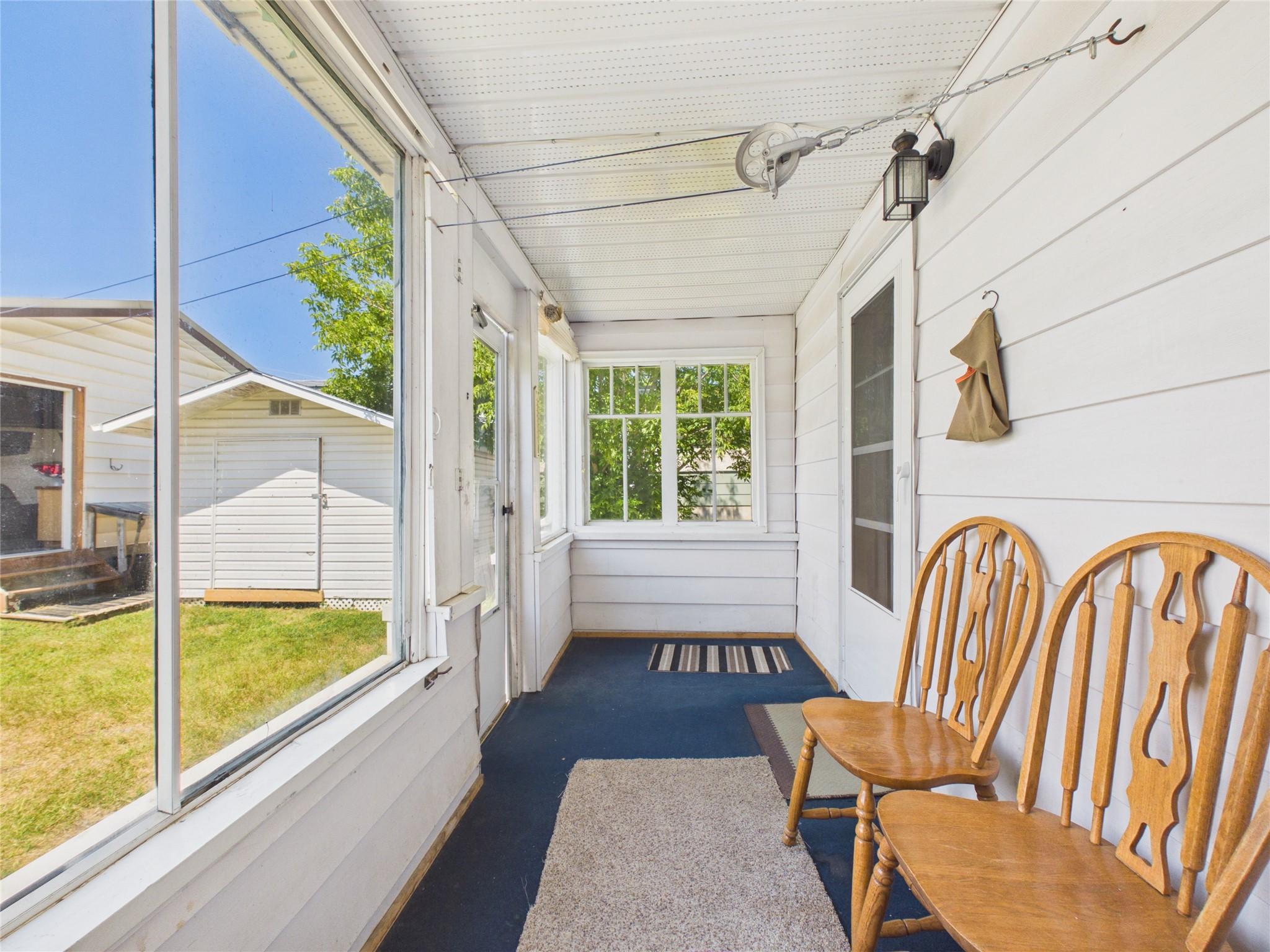 217 6Th Avenue, Cranbrook, BC - With Exterior