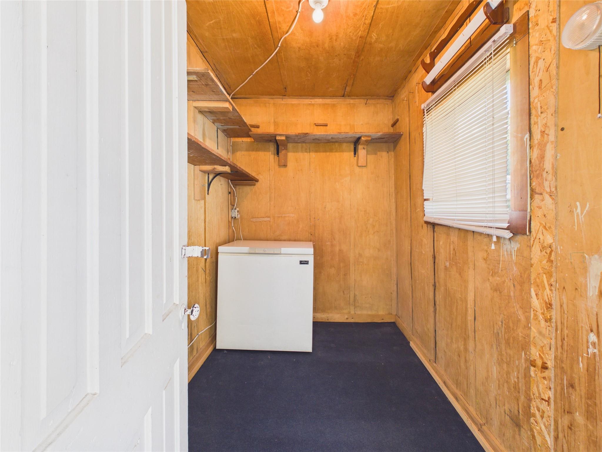 217 6Th Avenue, Cranbrook, BC - Indoor
