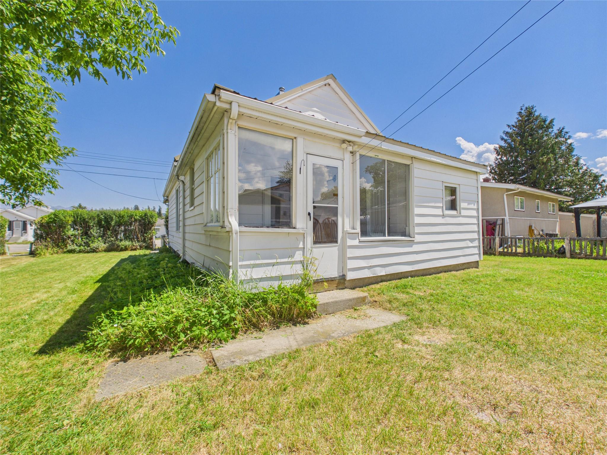 217 6Th Avenue, Cranbrook, BC - Outdoor