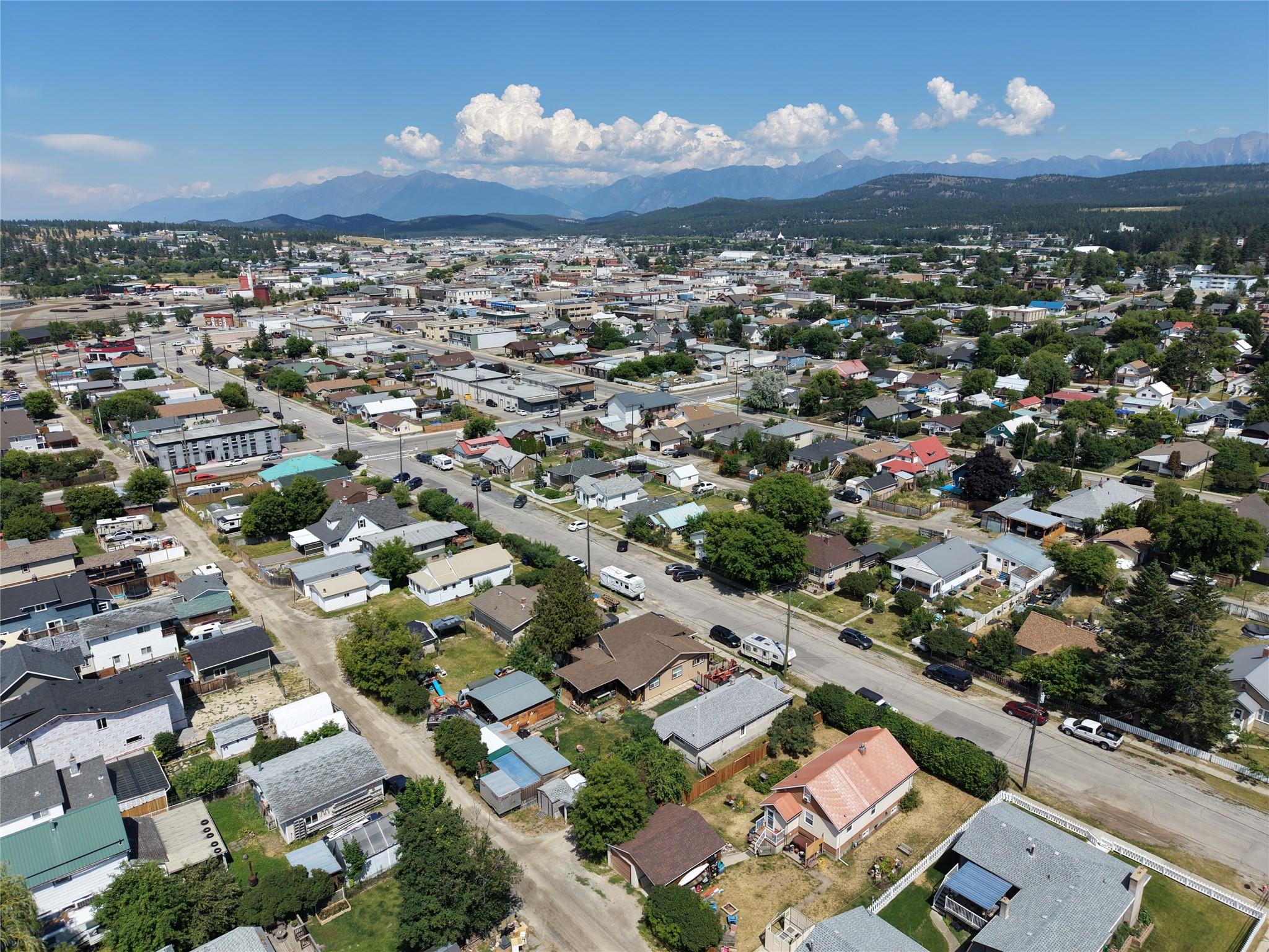 217 6Th Avenue, Cranbrook, BC - Outdoor With View