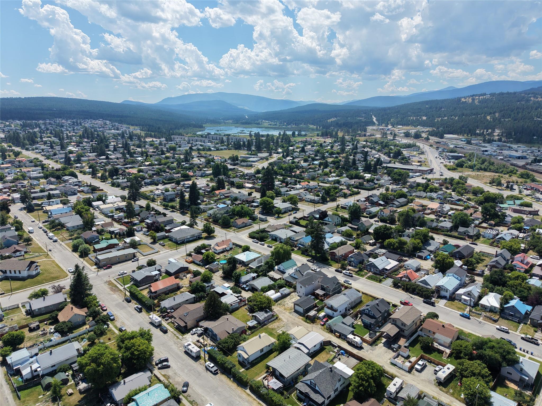217 6Th Avenue, Cranbrook, BC - Outdoor With View