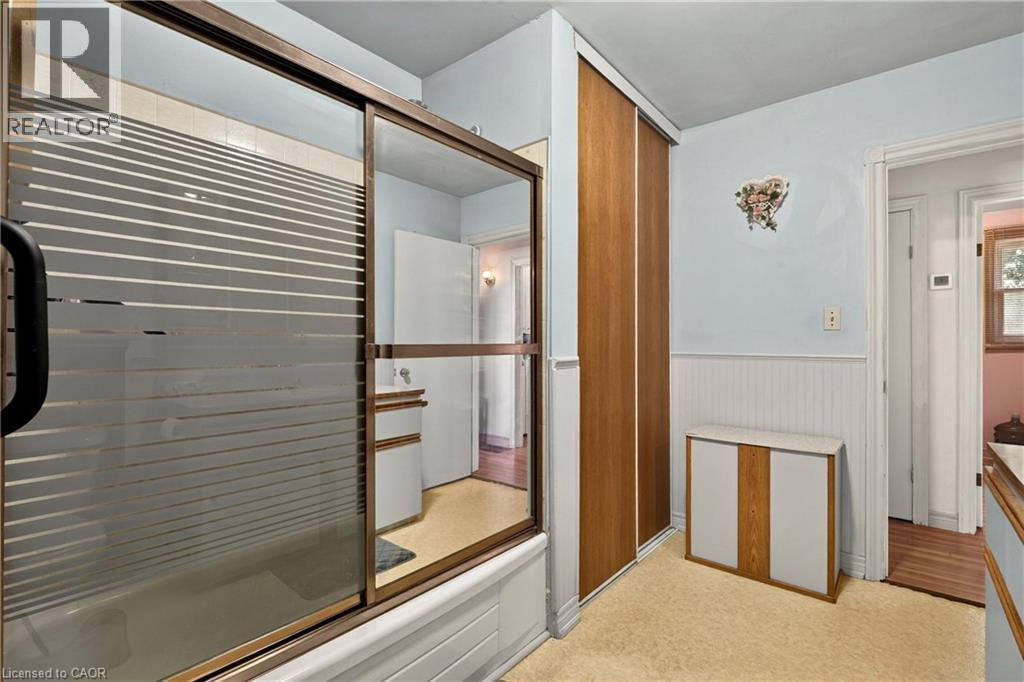 958 Highland Road E, Hamilton, ON - Indoor Photo Showing Other Room