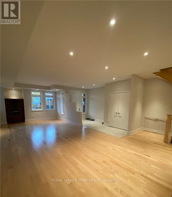 287 Kirchoffer Avenue, Ottawa, ON - Indoor Photo Showing Other Room