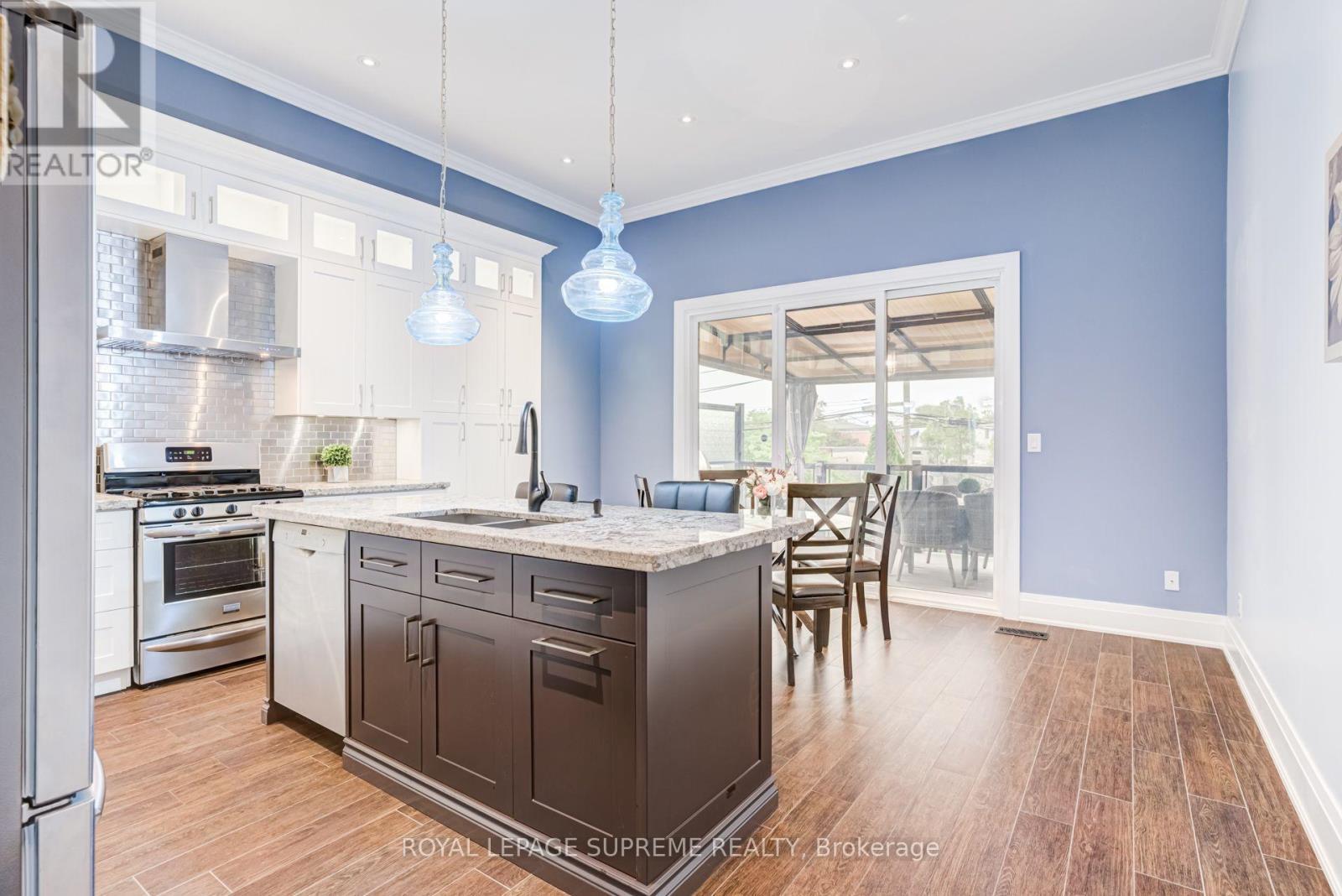 46B Strathnairn Avenue, Toronto, ON - Indoor Photo Showing Other Room