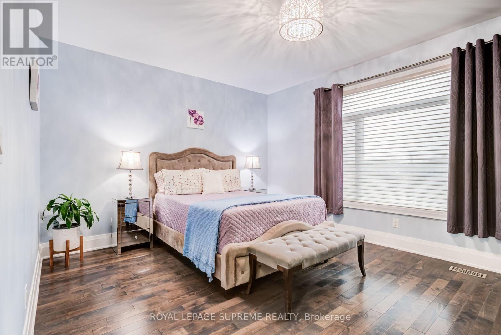 46B Strathnairn Avenue, Toronto, ON - Indoor Photo Showing Bedroom
