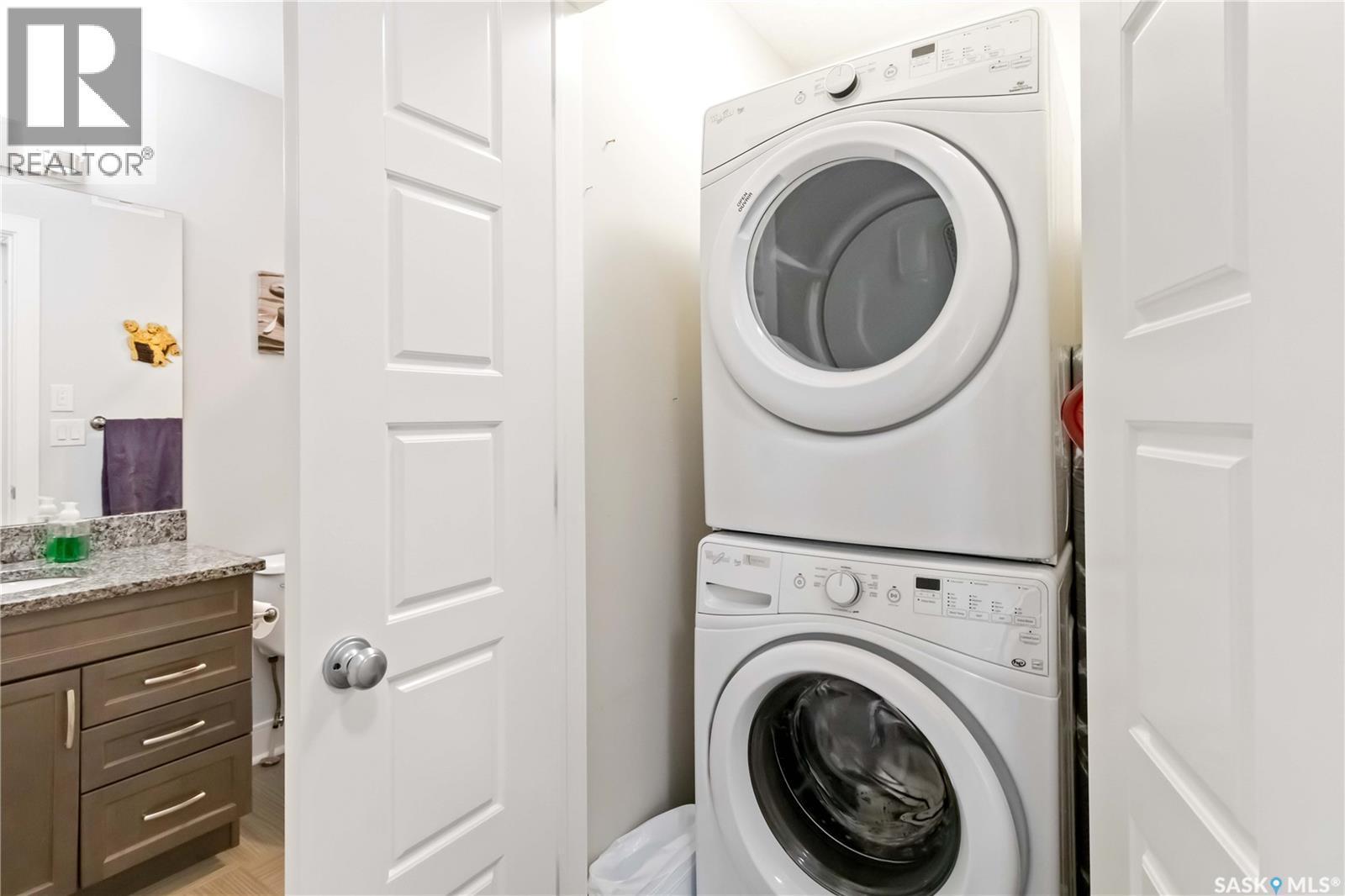 14 3214 11Th Street, Saskatoon, SK - Indoor Photo Showing Laundry Room