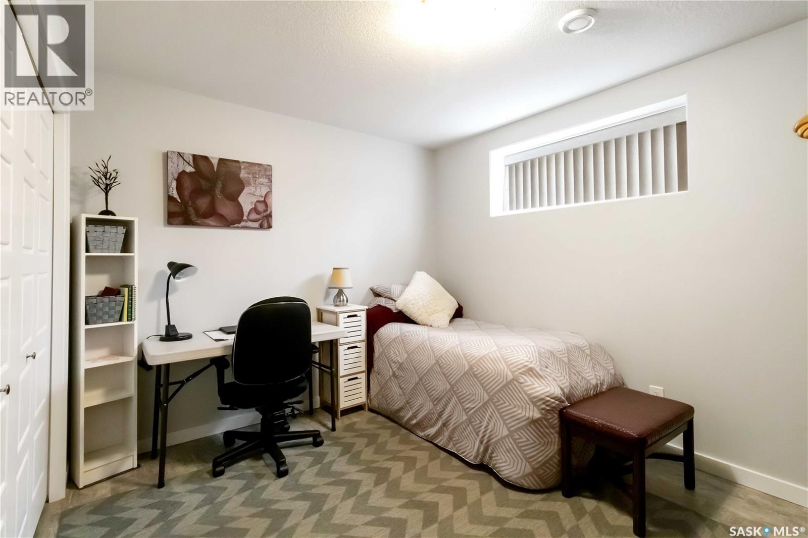 14 3214 11Th Street, Saskatoon, SK - Indoor Photo Showing Other Room