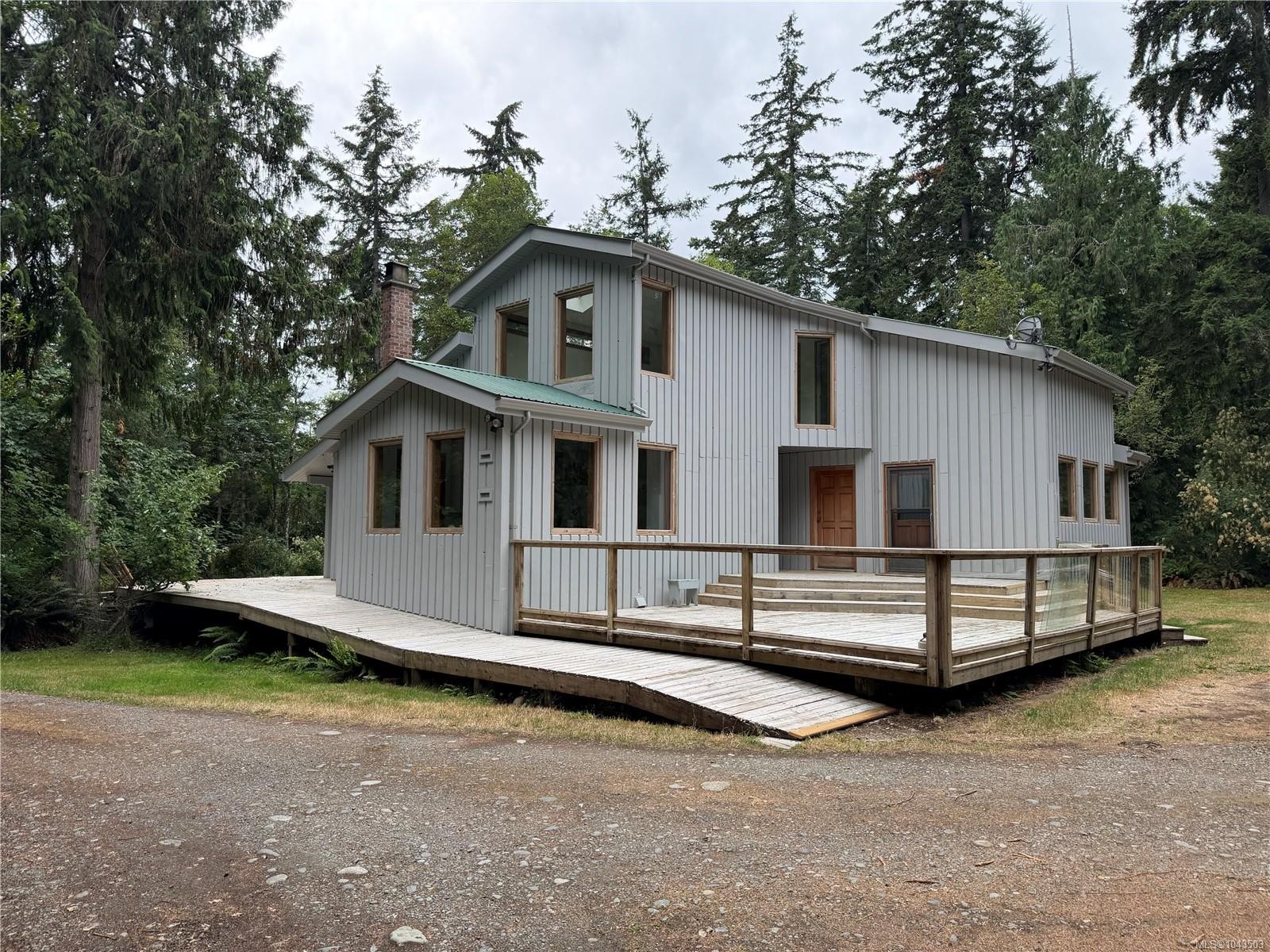 380 Parker Rd, Qualicum Beach, BC