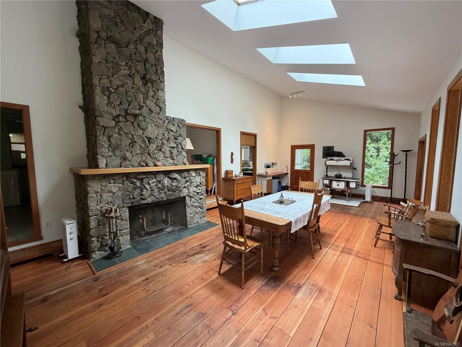 380 Parker Rd, Qualicum Beach, BC