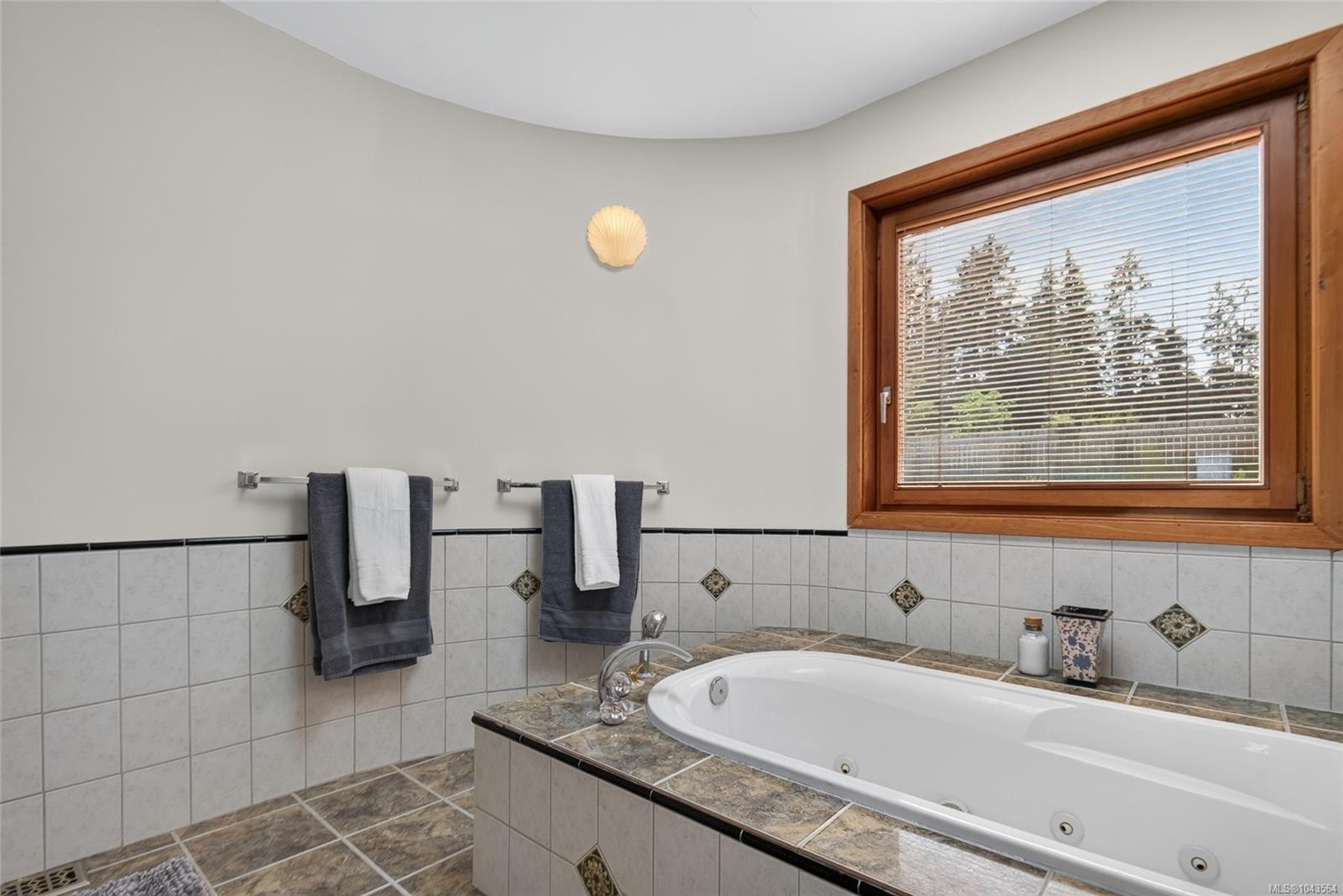 6722 Anzio Rd, Duncan, BC