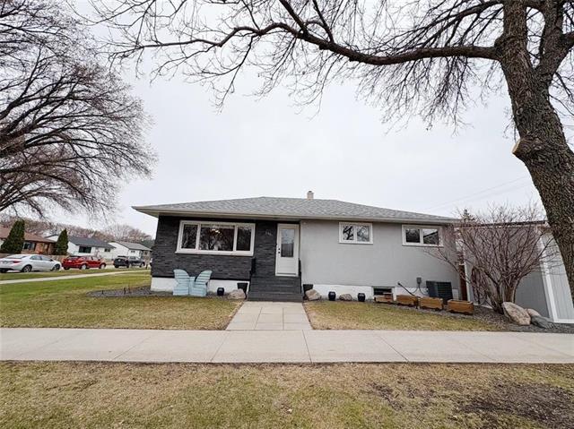 136 Newman Ave, Winnipeg, MB - Outdoor