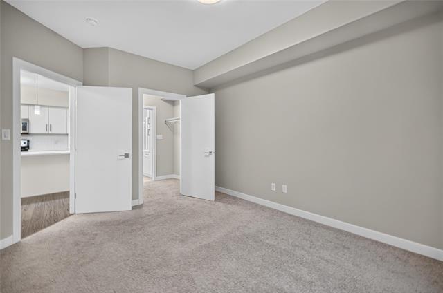 303-25 Van Hull Way, Winnipeg, MB - Indoor Photo Showing Other Room