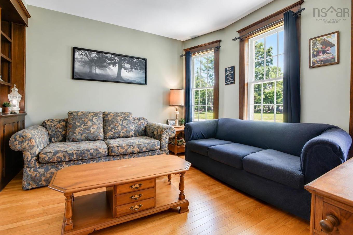 476 Trenton Road, New Glasgow, NS - Indoor Photo Showing Living Room