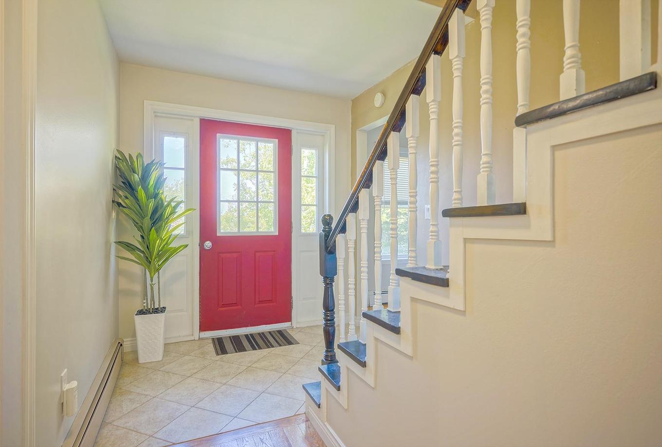 14 St. Catherines Avenue, Stratford, PE - Indoor Photo Showing Other Room