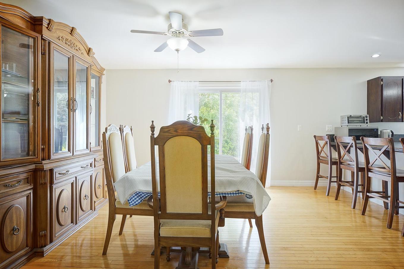 14 St. Catherines Avenue, Stratford, PE - Indoor Photo Showing Dining Room