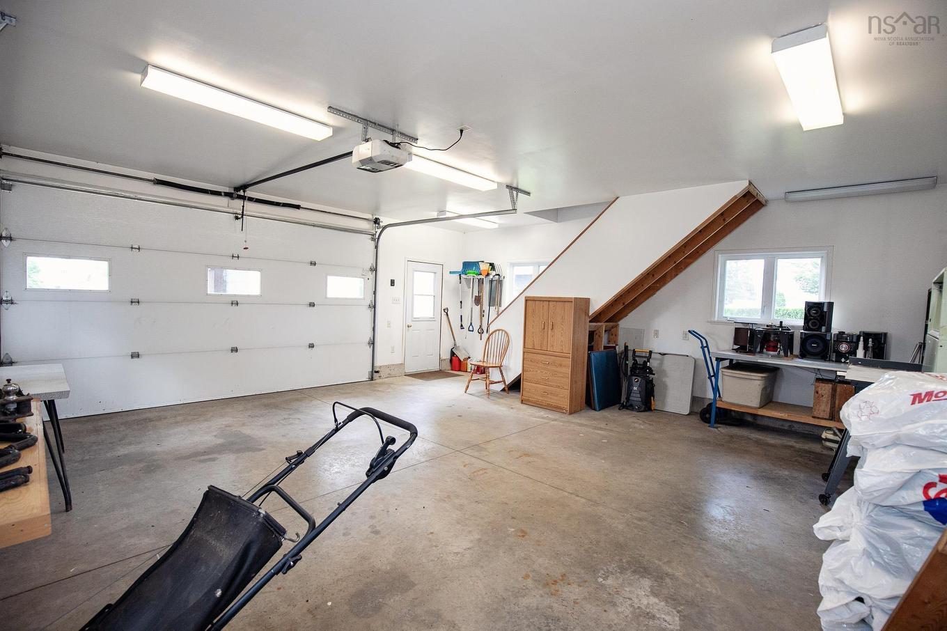 8 Allison Avenue, Amherst, NS - Indoor Photo Showing Garage