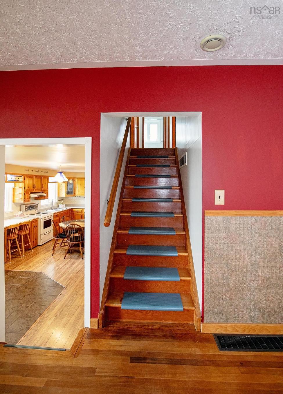 8 Allison Avenue, Amherst, NS - Indoor Photo Showing Other Room